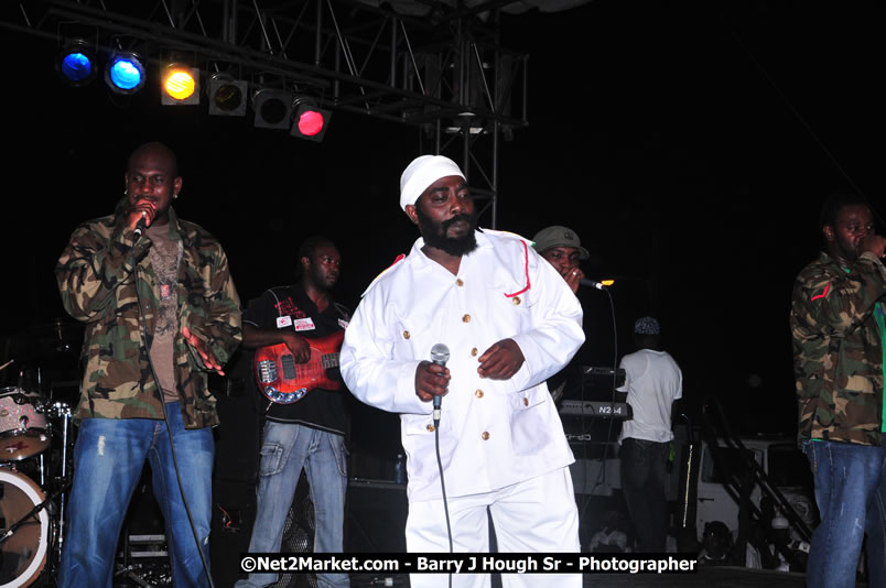 Lucea Cross the Harbour @ Lucea Car Park...! All Day Event - Cross the Harbour Swim, Boat Rides, and Entertainment for the Family, Concert Featuring: Bushman, George Nooks. Little Hero, Bushi One String, Dog Rice and many Local Artists - Friday, August 1, 2008 - Lucea, Hanover, Jamaica W.I. - Hanover Jamaica Travel Guide - Lucea Jamaica Travel Guide is an Internet Travel - Tourism Resource Guide to the Parish of Hanover and Lucea area of Jamaica - http://www.hanoverjamaicatravelguide.com - http://.www.luceajamaicatravelguide.com