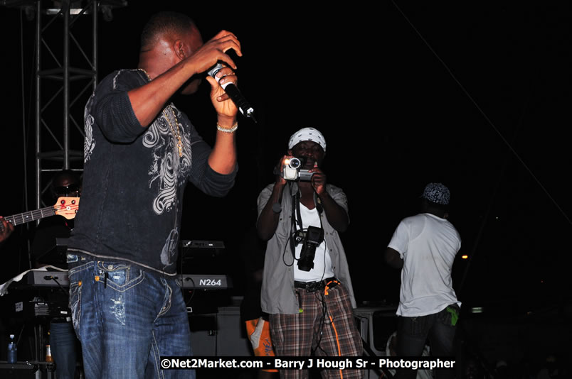 Lucea Cross the Harbour @ Lucea Car Park...! All Day Event - Cross the Harbour Swim, Boat Rides, and Entertainment for the Family, Concert Featuring: Bushman, George Nooks. Little Hero, Bushi One String, Dog Rice and many Local Artists - Friday, August 1, 2008 - Lucea, Hanover, Jamaica W.I. - Hanover Jamaica Travel Guide - Lucea Jamaica Travel Guide is an Internet Travel - Tourism Resource Guide to the Parish of Hanover and Lucea area of Jamaica - http://www.hanoverjamaicatravelguide.com - http://.www.luceajamaicatravelguide.com